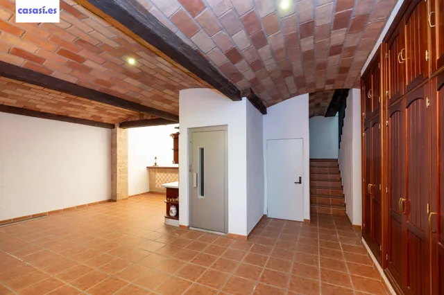 Casa exclusiva junto a Acera del Darro. Pleno centro de Granada. Seminueva y con ascensor propio — 40