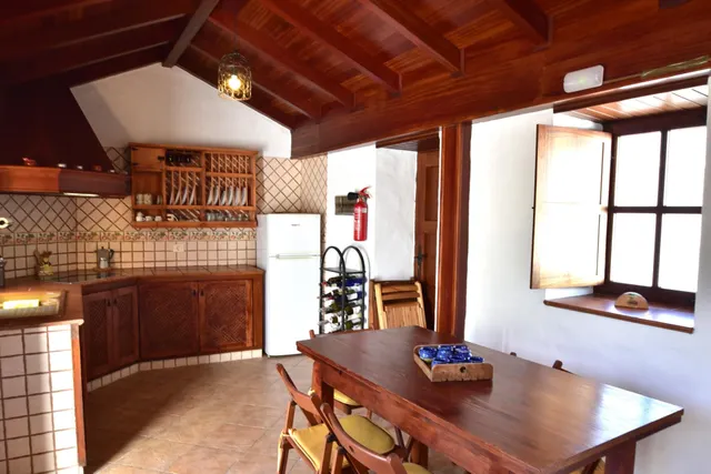 PRECIOSA CASA CANARIA EN BUENAVISTA DEL NORTE — 30