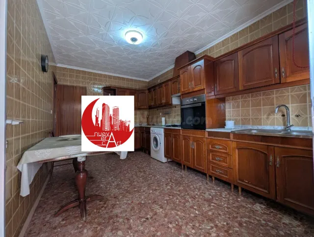 ¡Casa en planta baja con amplio patio + Parcela en Venta en  - foto 4