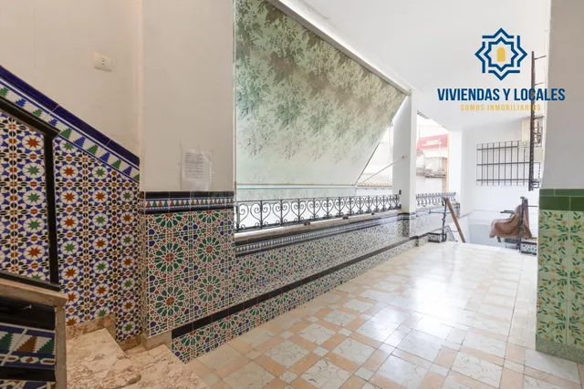 Edificio en venta completo junto a Gran Vía- Bajo Albaicín — 10
