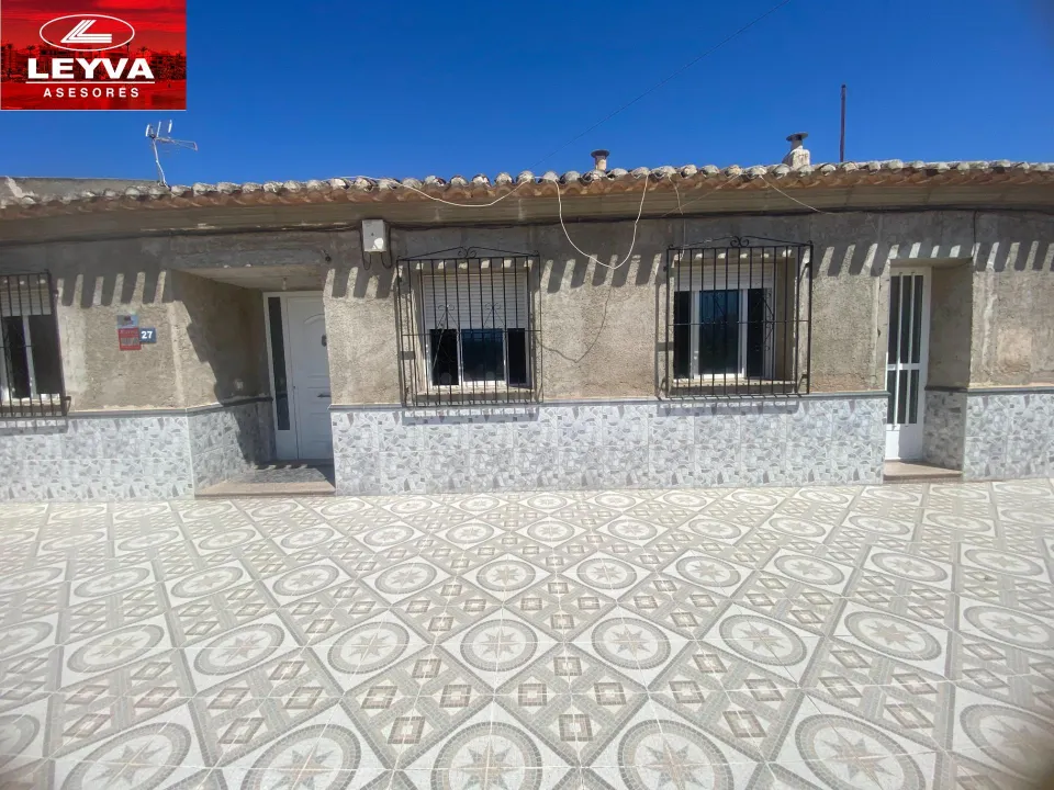 OPORTUNIDAD ÚNICA: DOS CASAS EN VENTA EN LAS PALAS