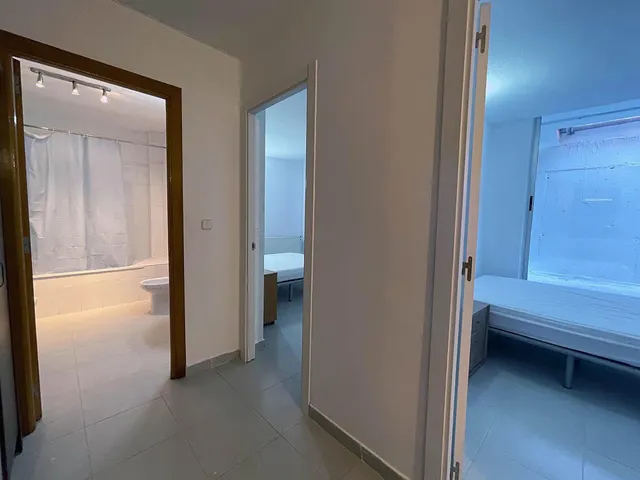 ¡ESTUDIANTES! HABITACIONCON BAÑO PRIVADO EN CHALET A COMPARTIR EN VILLANUEVA DE LA CAÑADA — 16