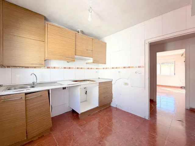 SE VENDE PISO DE TRES DORMITORIOS CON COCINA INDEPENDIENTE PARA REFORMAR - PICARRAL - ZARAGOZA — 7