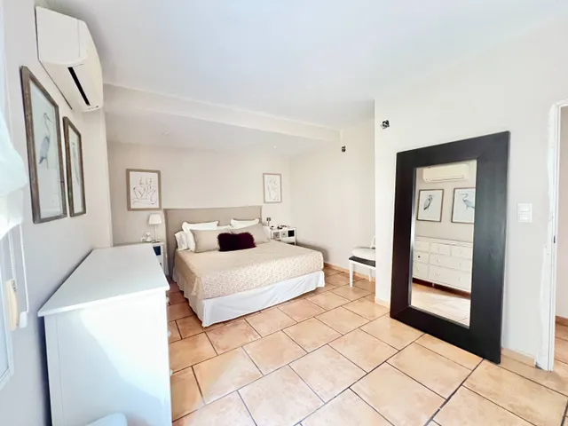Chalet urbano en san vicente del raspeig – 1.500 m2 de parcela, piscina y zona de barbacoa — 14