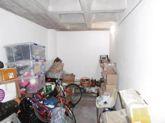 ESTUDIO EN BUEN ESTADO COMO NUEVO EQUIPADO CON GARAJE Y TRASTERO — 27
