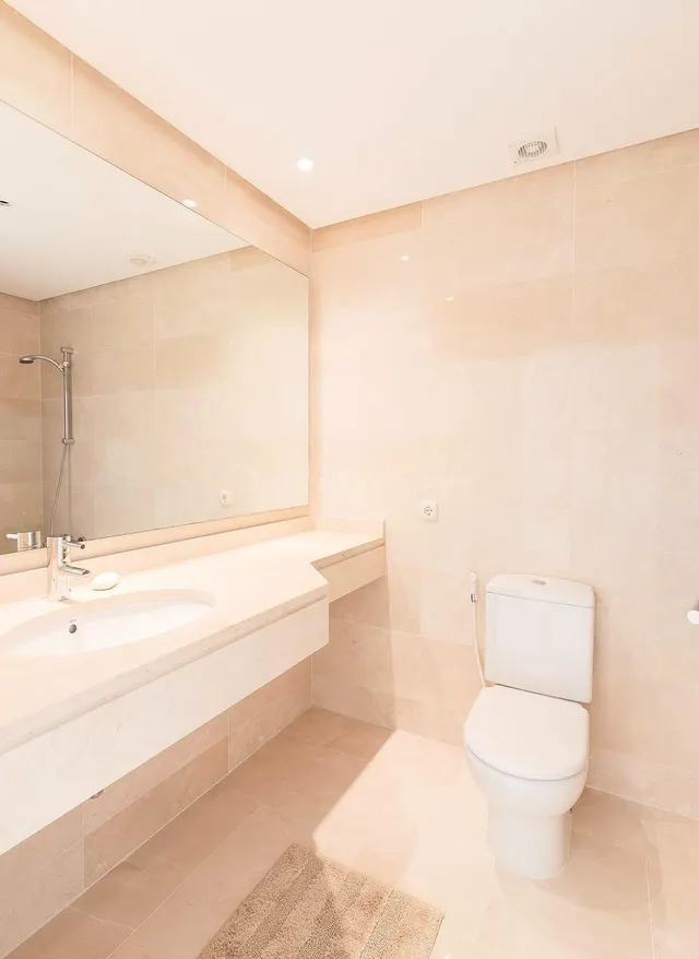EXCLUSIVO APARTAMENTO EN PLANTA BAJA EN ALCÁZABA LAGOON – CA - foto 2