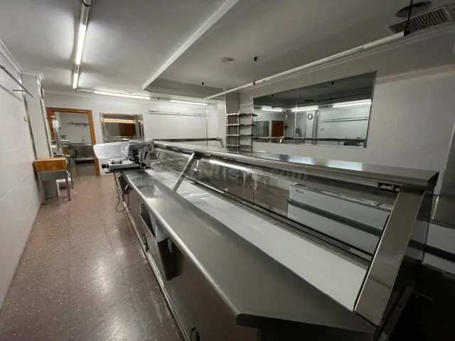 Local comercial 76m² en venta - Feria - foto 3
