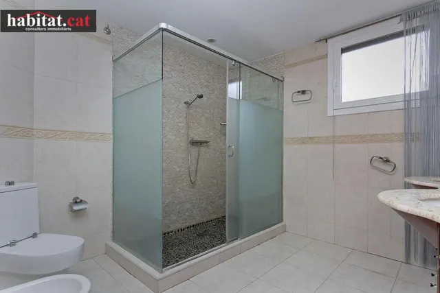 Espectacular casa esquinera en el aragai - Vilanova i la Geltrú — 33