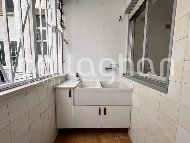 Alquiler espacioso en una zona emblemática — 13