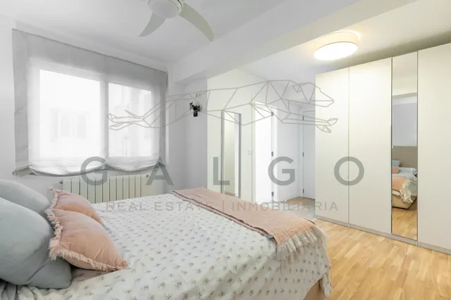 Comprar piso reformado con garaje junto a Plaza Xúquer — 32