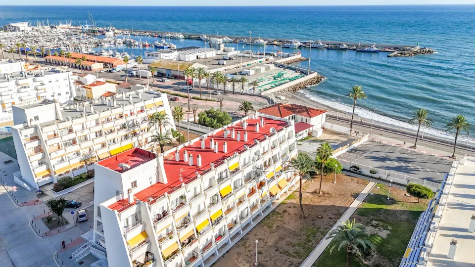 Dúplex en primera línea de playa en Caleta de Vélez!
