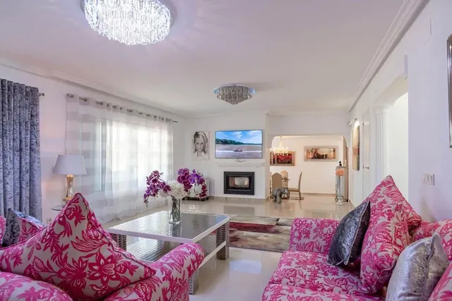 Villa 4 habitaciones 302m² en venta - Pueblo 9 — 7
