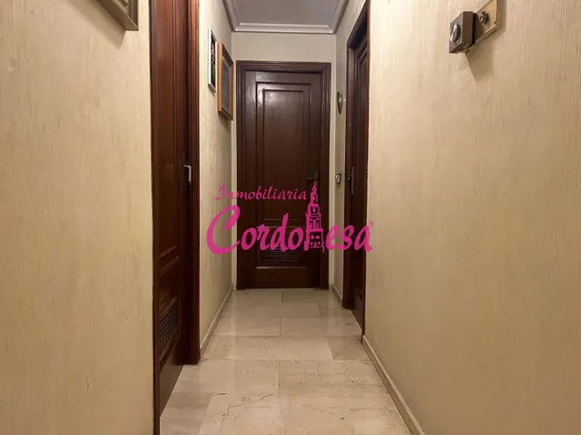 MAGNIFICA CASA EN ZONA SAN PEDRO CON 2 GARAJES, PLAZAS DE MOTOS Y PISCINA!!!! — 11