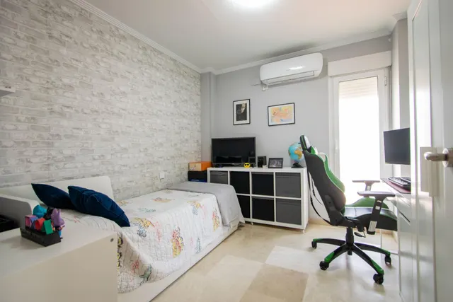 Chalet Independiente y privado en Bormujos — 32