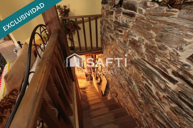 ¡Oportunidad única! Espectacular casa rural tradicional  con huerto de regadío y vistas a la montaña. — 11