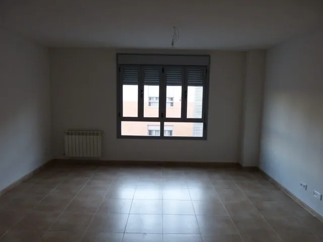 ALQUILER VACIO EN EL SOTO, 3 H, 2 BAÑOS ,GARAJE , TRASTERO, CALEFACCIÓN Y ASCENSOR — 13