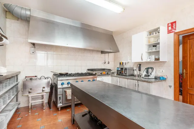 Hostal-Restaurante con magnifica casa anexa — 21