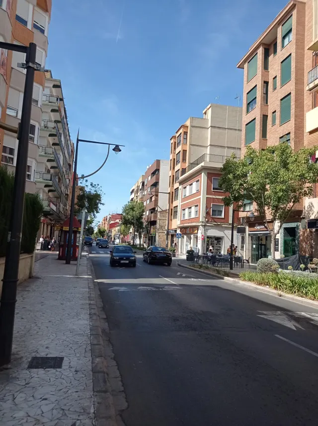 Venta de solar en la avenida principal de xirivella — 8