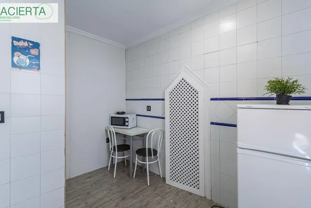 PISO CON LICENCIA TURISTICA EN CALLE NAVAS — 16