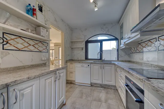 Chalet 4 habitaciones 448m² en venta - Marbella — 40