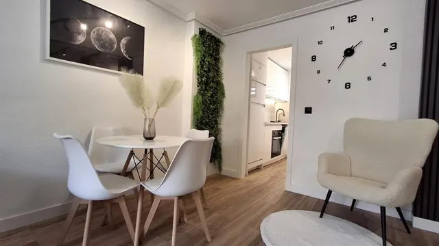 Apartamento 1 habitación 54m² en venta - Estacion de autobuses — 3