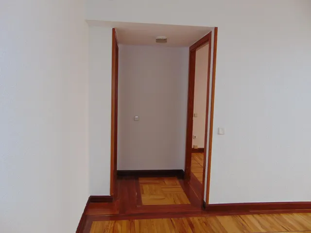 PISO DISPONIBLE EN ALQUILER CALLE CARTAGENA PROSPERIDAD — 8