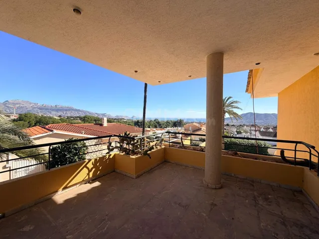 Exclusiva villa en la Nucía — 2