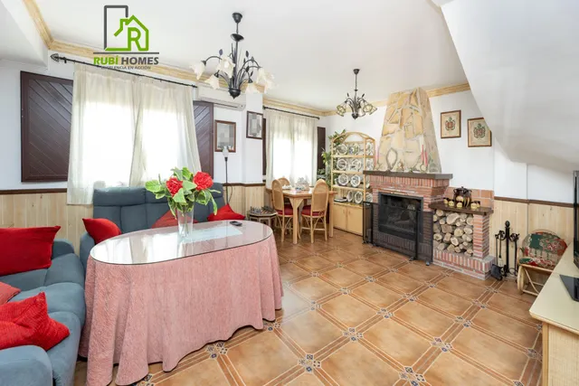 VIVIENDA PAREADA EN MONTELUZ — 23