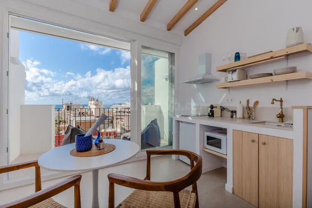 VENTA DOS APARTAMENTOS EN DUPLEX EN CASCO ANTIGUO - CON LICE