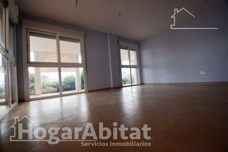 ¡A ESTRENAR! EN PRIMERA LÍNEA DE PLAYA, CON VISTAS AL MAR, PISCINA Y PARKING OPCIONAL — 9