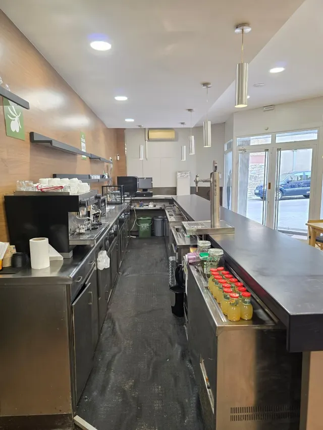 Traspaso bar-restaurante en Igualada zona poble sec!! — 23
