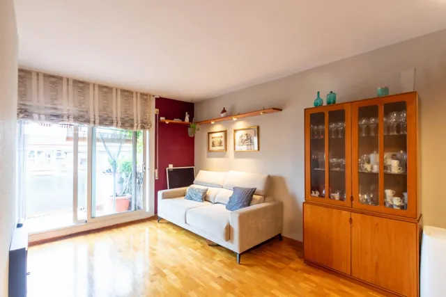 Pis de 4 habitacions a frances macià amb molta llum — 7