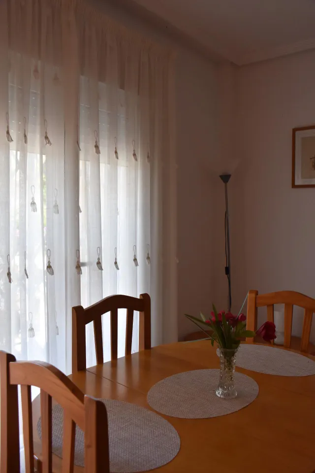 GRAN CASA TIPO DÑUPLEX EN ORIHUELA COSTA: 2 HAB, 2 BAÑOS — 18