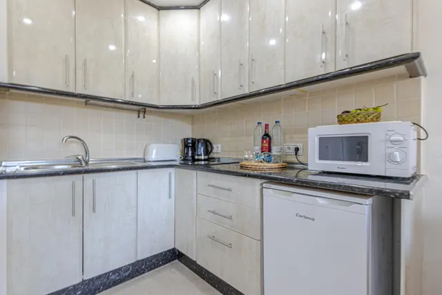 1 DORMITORIO EN BENAL BEACH !! — 11