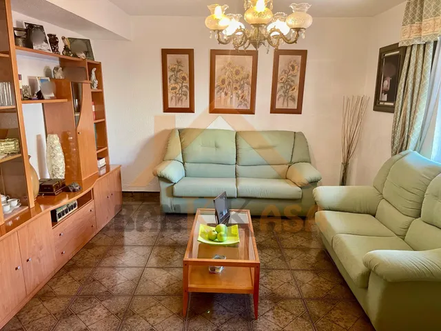 GRAN CASA DE COLONIZACIÓN — 28