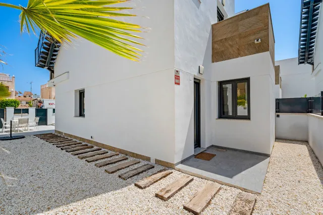 Villa 3 habitaciones 105m² en venta - El limonar — 31