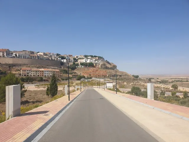 SE VENDE TERRENO URBANO EN CHINCHILLA — 14