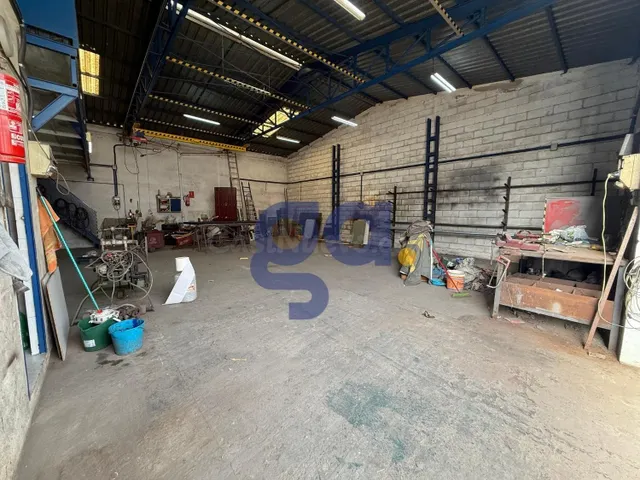 Nave en venta en Paterna del Campo