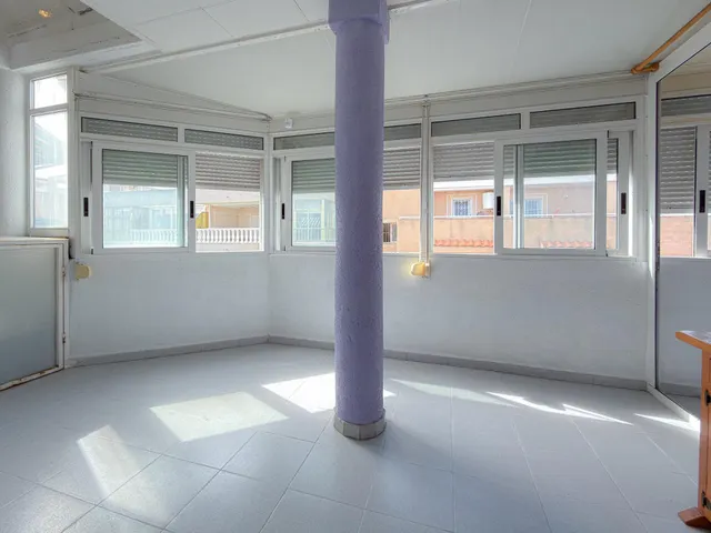 Playa del Cura! Ático con gran potencial y 1 dormitorio + 2 adicionales en dos terrazas, solárium privado enorme con vistas panorámicas (550 metros playa del cura) — 18