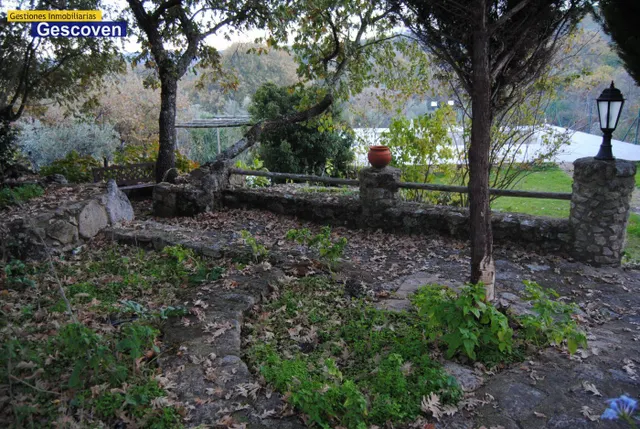 HERMOSO COMPLEJO DE APARTAMENTOS RURALES CON PARCELA, PISCINA, TERRAZAS Y JARDINES — 8