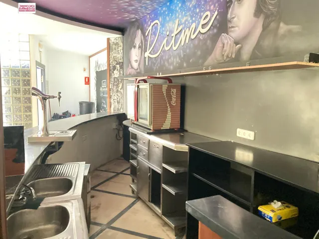 ALQUILER DE CAFETERIA PUB EN SOLLANA (VALENCIA) — 10