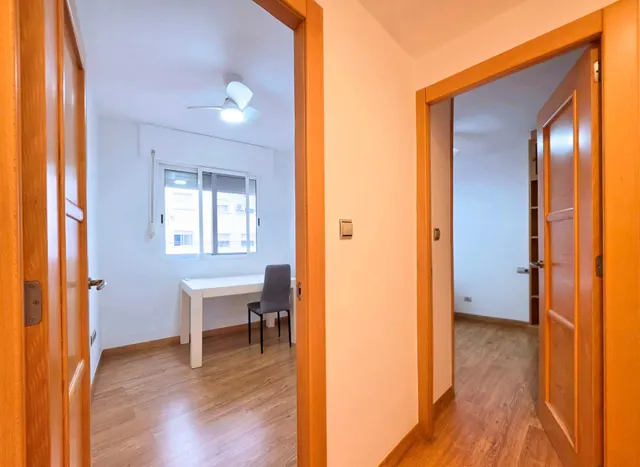 Vivienda reformada de 3 dormitorios y 2 baños en Capitanes Ripoll en Cartagena — 32