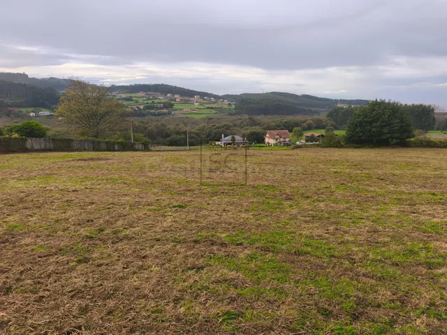 Finca edificable en Pantín, Valdoviño. - foto 4