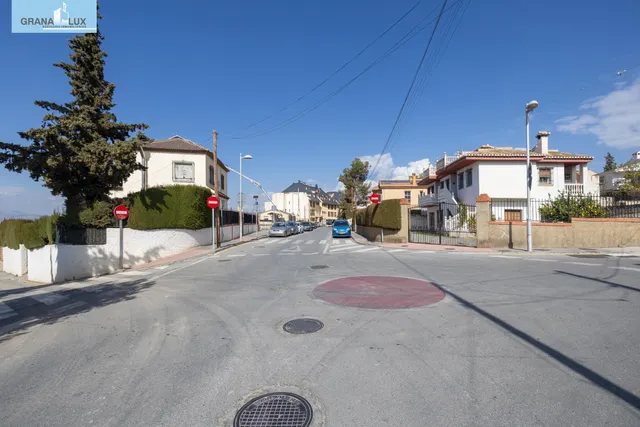 TERRENO URBANO. BARRIO MONACHIL — 16