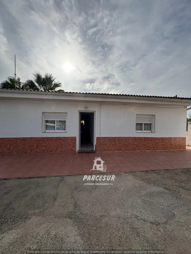 Finca de 1.250 m2 con 2 casas independientes y piscina — 19