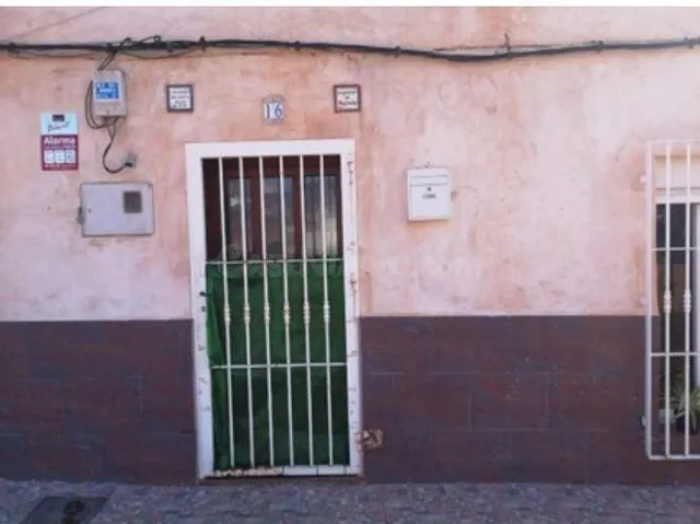 SE VENDE piso OKUPA en C Grajalva 14 de Lorca