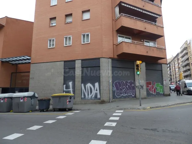 LOCAL COMERCIAL EN ALQUILER DE 600M2 DIVIDIBLE EN ZONA CTRA  - foto 2