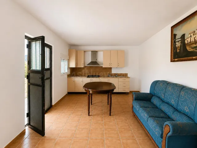 CORTIJO EN LA VEGA DE PADUL — 2