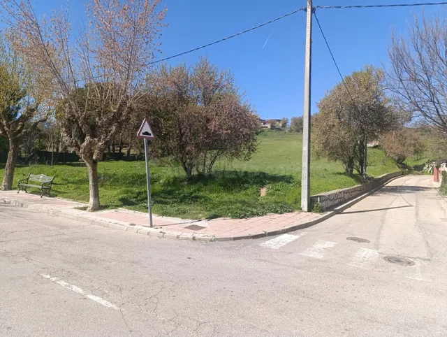 Parcela urbana en venta en El Molar - foto 3