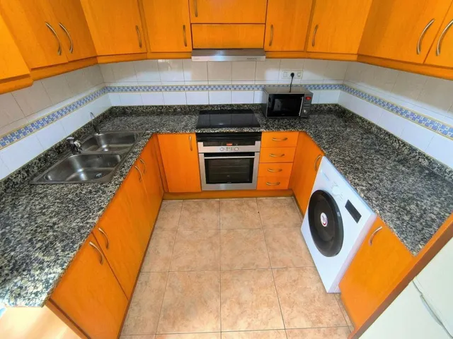 Pareado Exclusivo | 2 Terrazas | Parking para 3 Coches | Almassora — 10